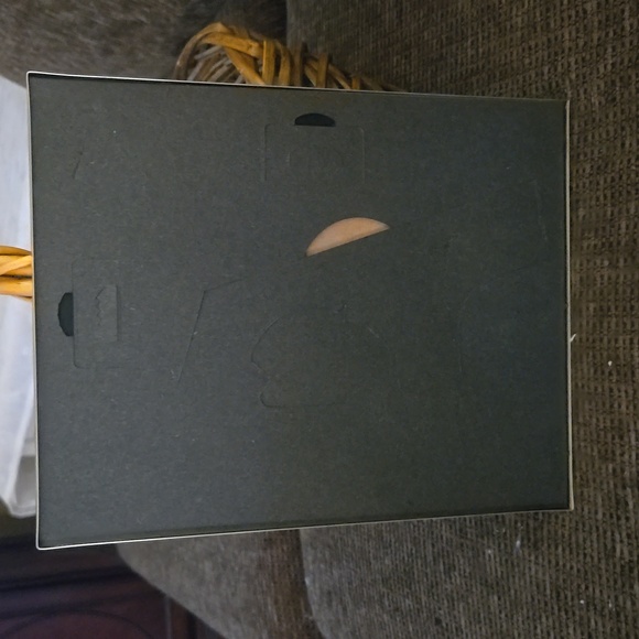 Vintage 1982 8"x 10" Guardian Angel Framed Color Portrait. - Picture 3 of 4